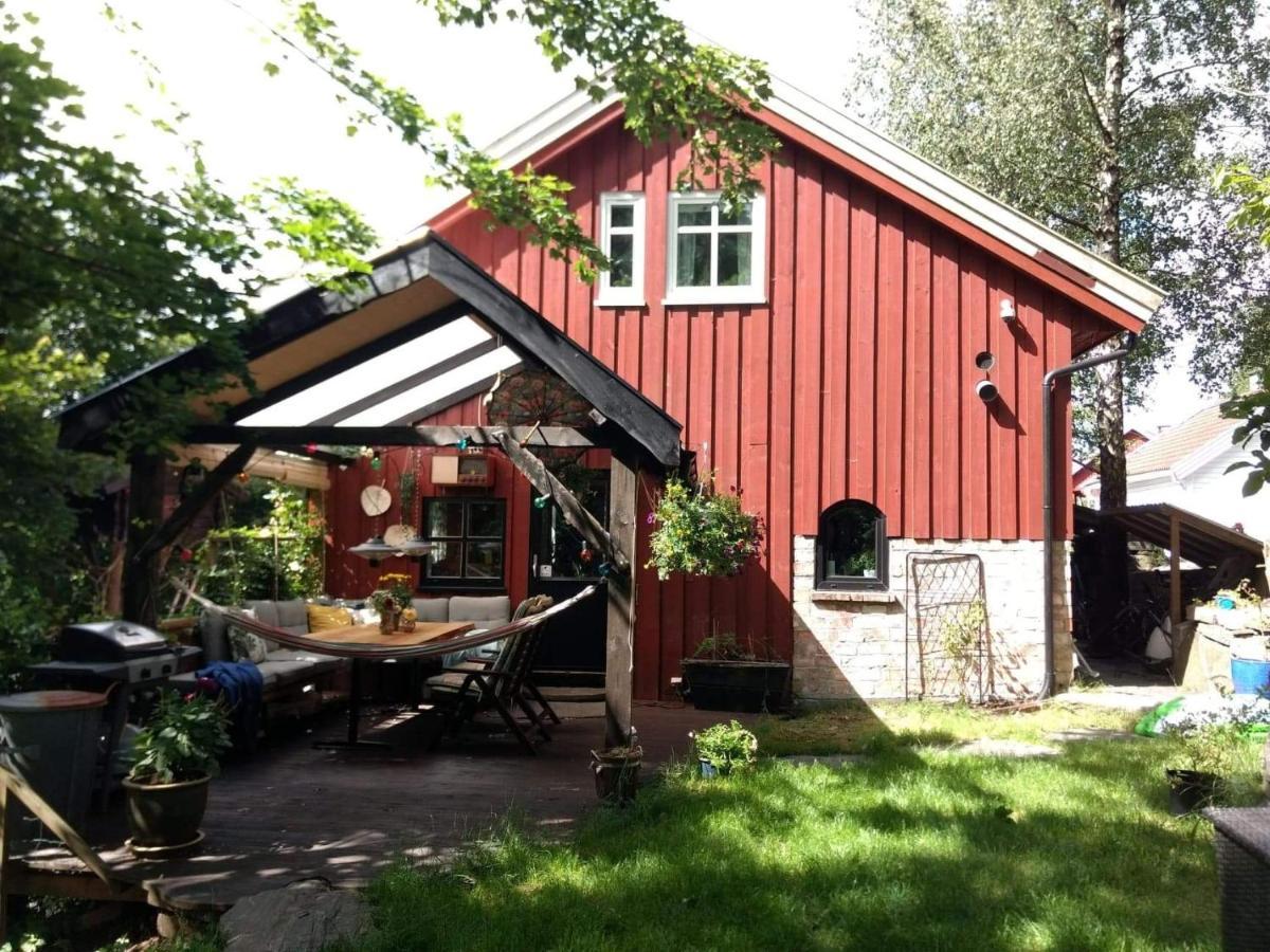 Apartamento Eventyrlaven Kjent Fra Tv Serien Herlig Hjem Kristiansand